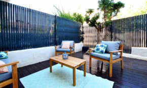 centre ville grand studio rdc grande terrasse climatisation